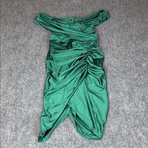 Emerald Green Off the Shoulder Ruched Mini Dress